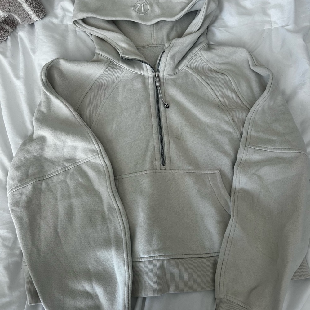 lululemon athletica women’s scuba in Bone